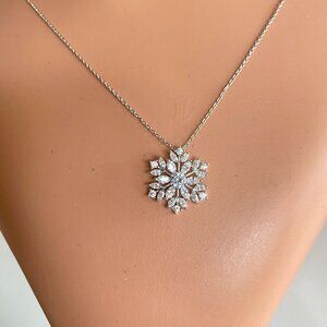 FAC Crystal Snowflake Silver Tone 18" Necklace NWT